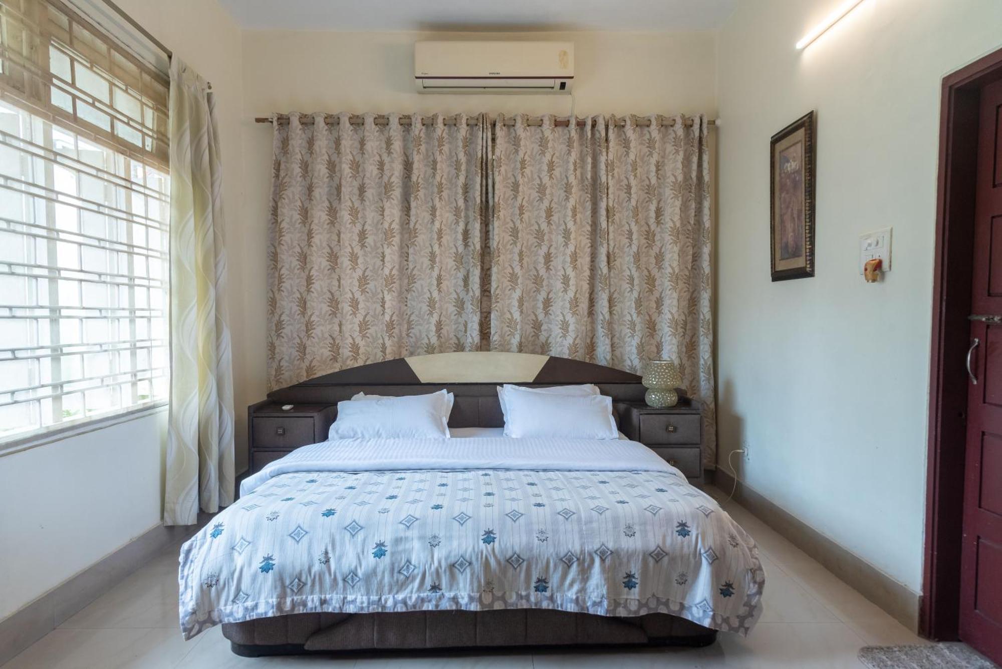 Bed and Breakfast The Urban Grandeur 1 Guwahati Exterior foto