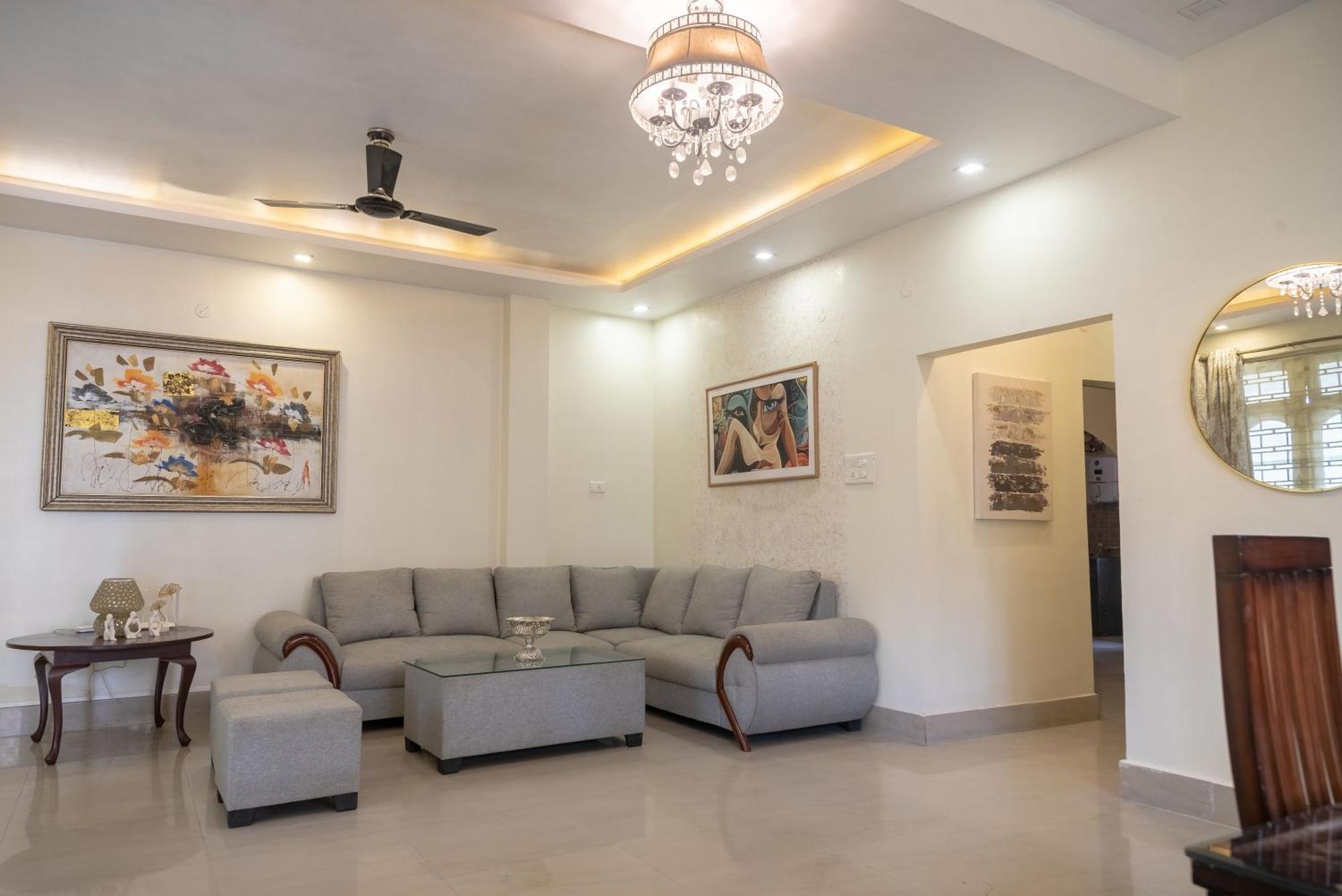 Bed and Breakfast The Urban Grandeur 1 Guwahati Exterior foto